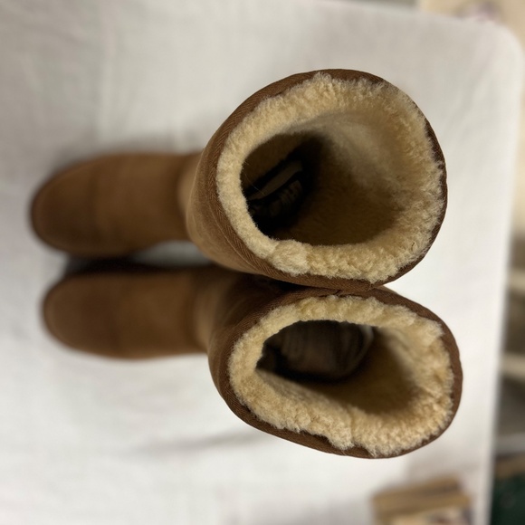 UGG UGGS Women's Boots 9 Classic Knee High Tall Winter Flats Brown Sheepskin. - Picture 8 of 12